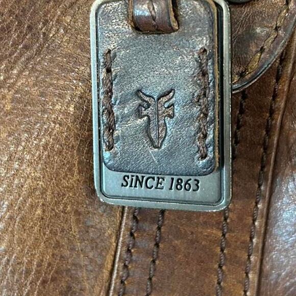 FRYE Melissa Brown leather large shoulder bag with a boho touch - Picture 11 of 16